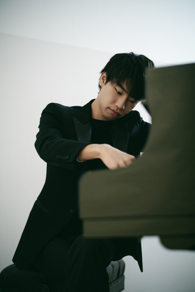 Keigo Mukawa au piano